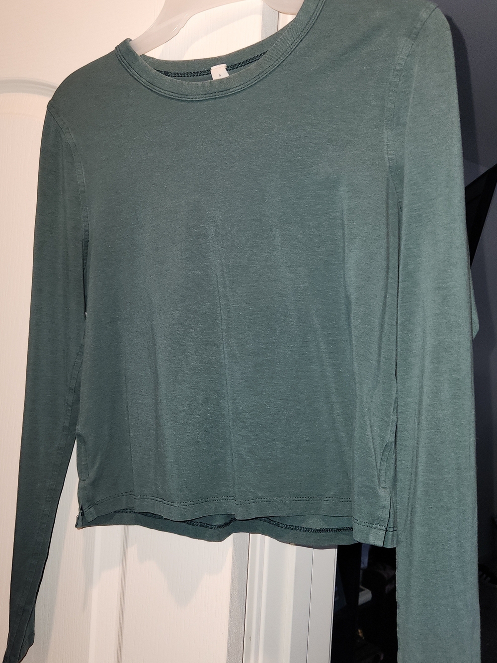 lululemon athletica Long Sleeve Crew Tee in Dusty Green